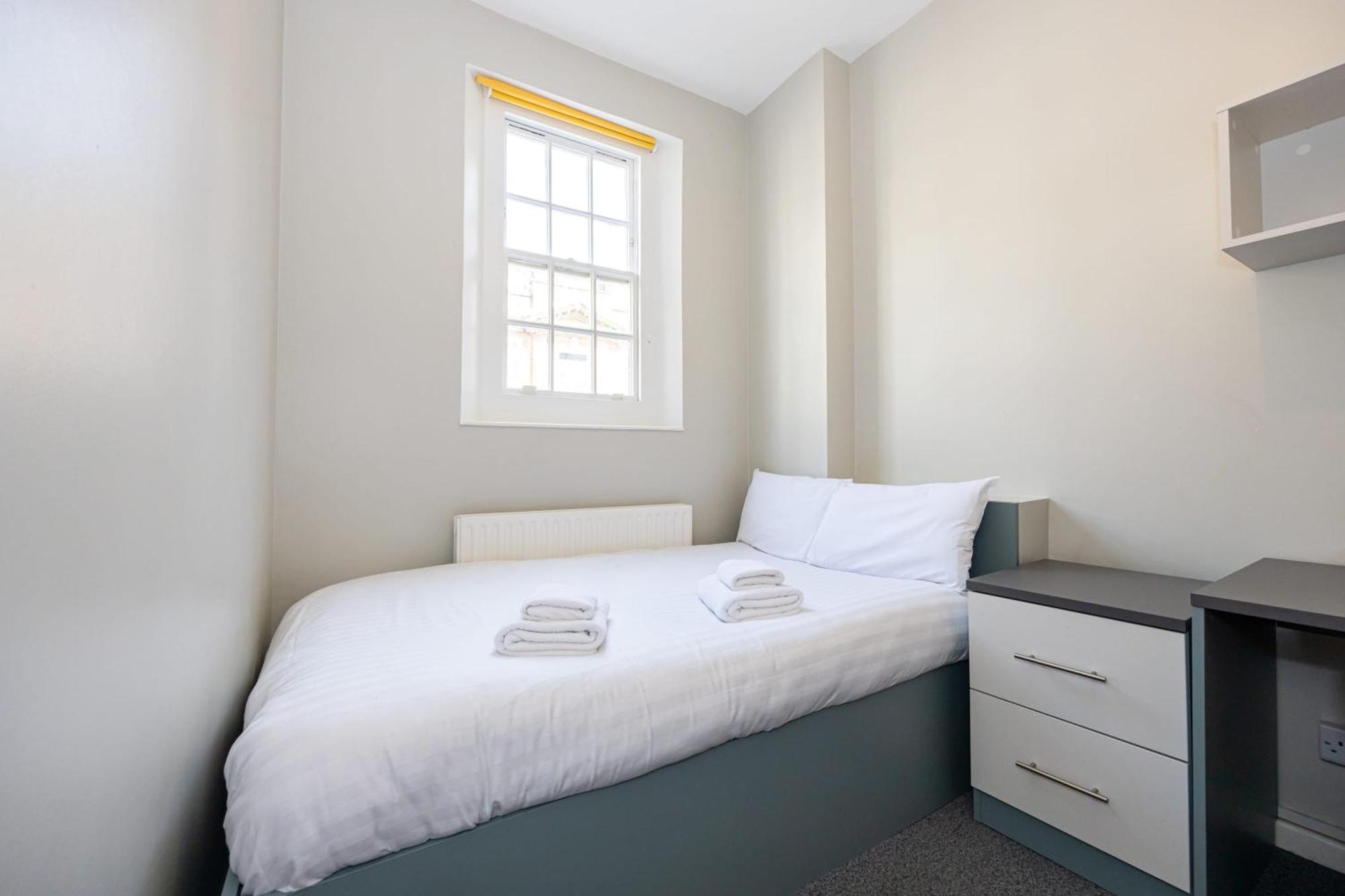 Spacious Room With Shared Facilities London Eksteriør bilde
