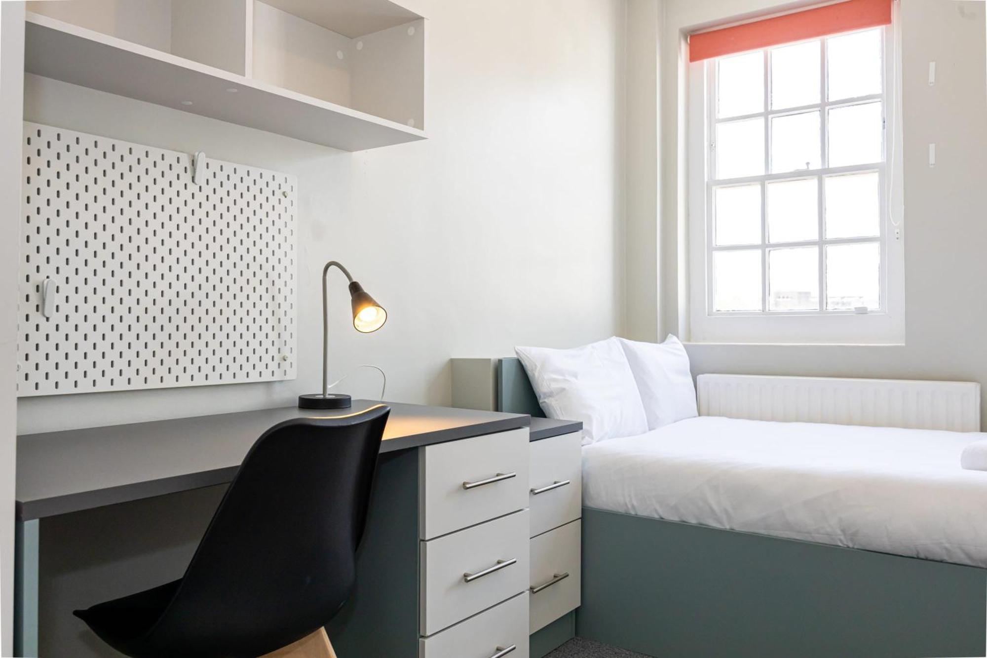 Spacious Room With Shared Facilities London Eksteriør bilde