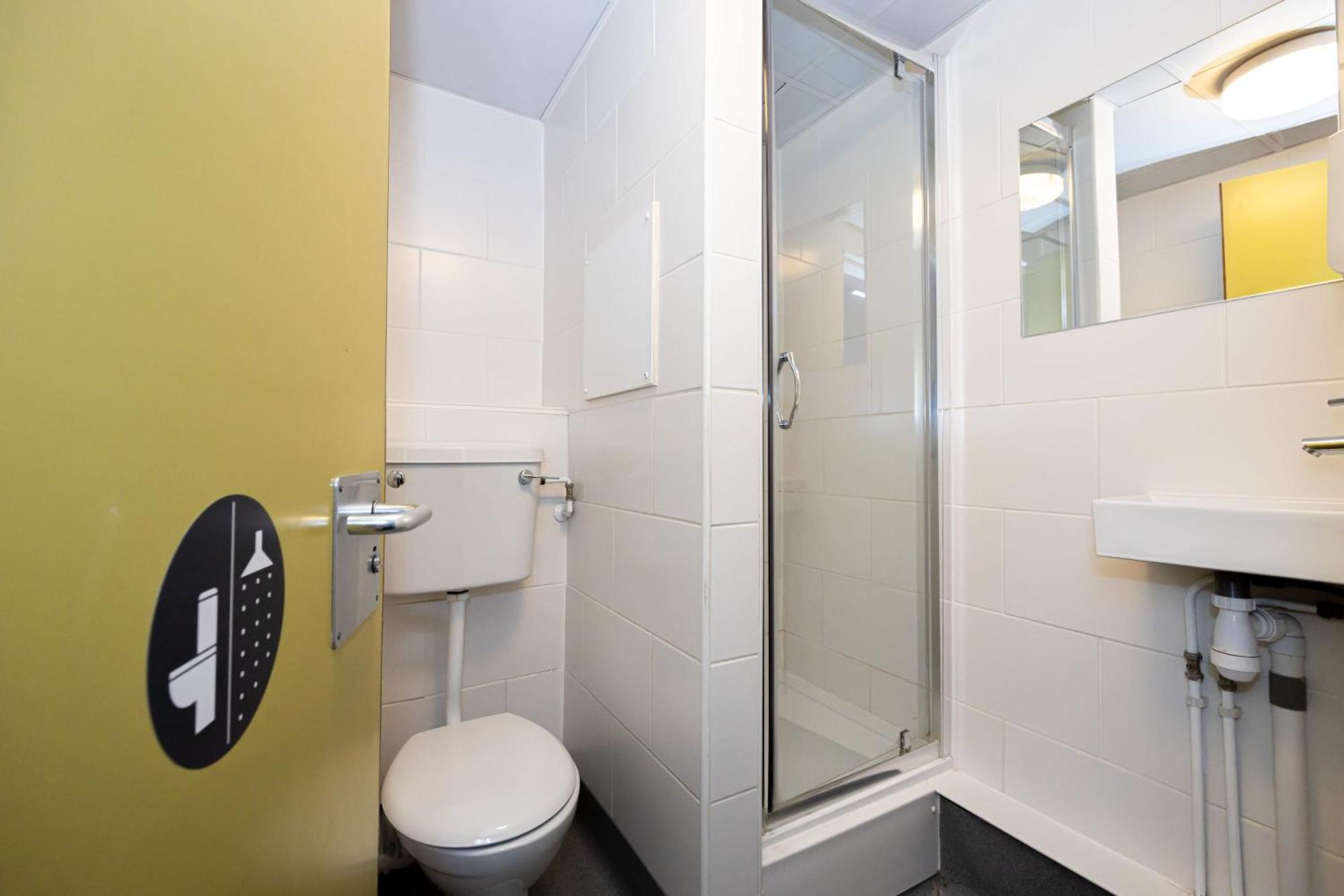 Spacious Room With Shared Facilities London Eksteriør bilde